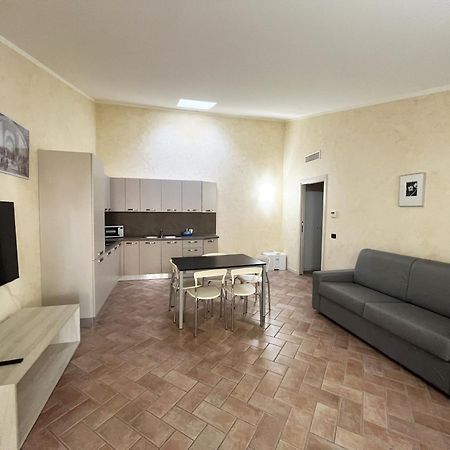 Piamarta Apartments 托斯科拉诺-马德尔诺 客房 照片